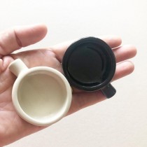 Tea Light holder -Ceramic in Cream and Black color : FD-HD-18
